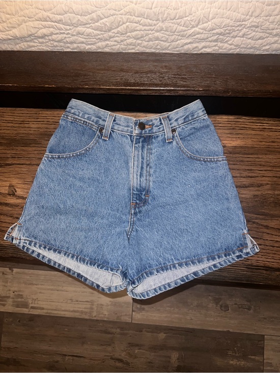 No Boundaries Pants - Vintage Classic High-Rise Blue Denim Shorts